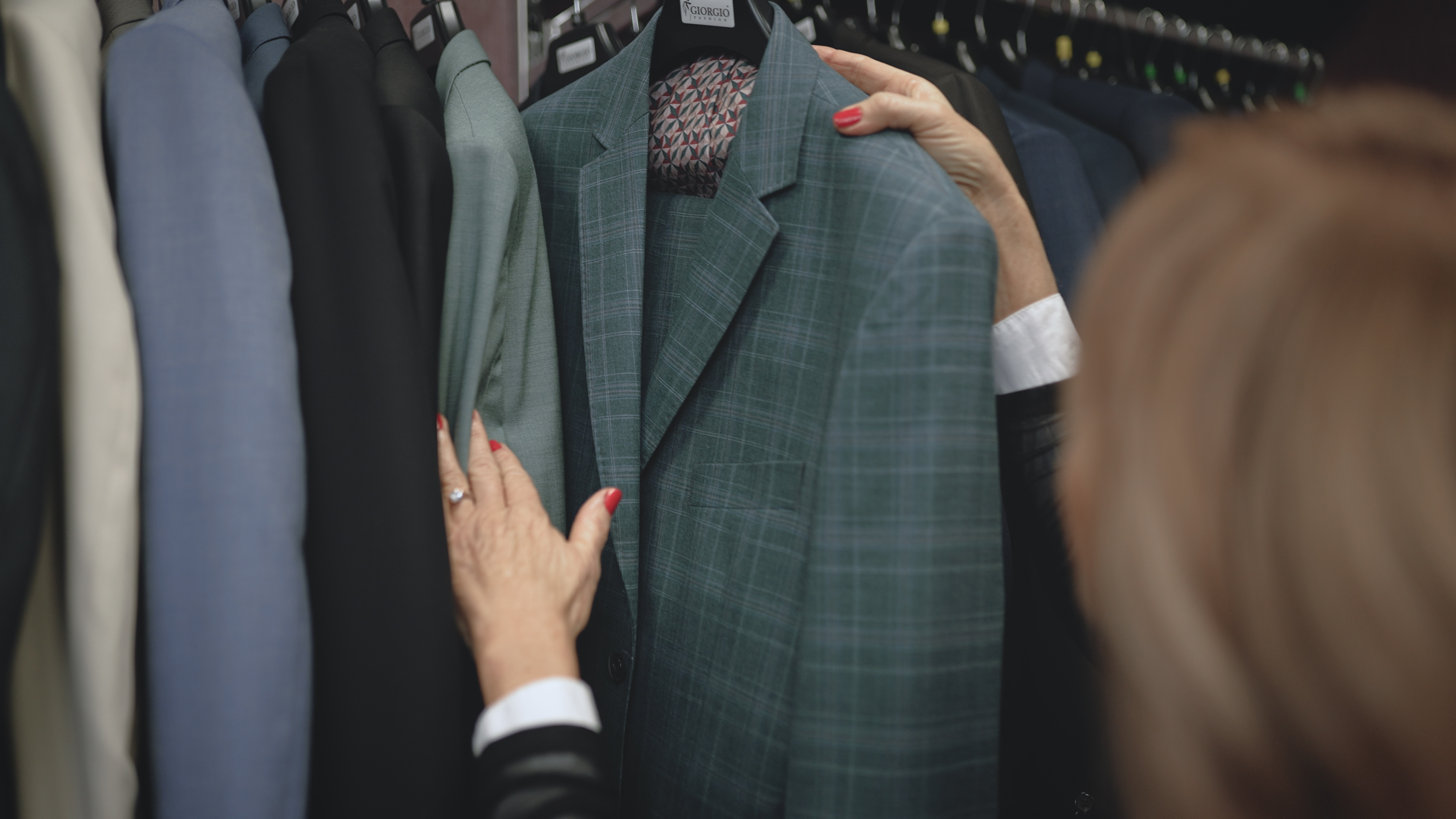 GIORGIO Fashion obleky pro každého muže – Giorgio Fashion Plzeň